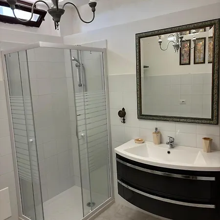 Sardinia Re - Basement Sole & Luna Apartment