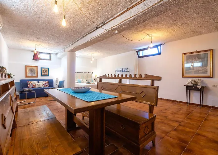 Sardinia Re - Basement Sole Luna * Alghero