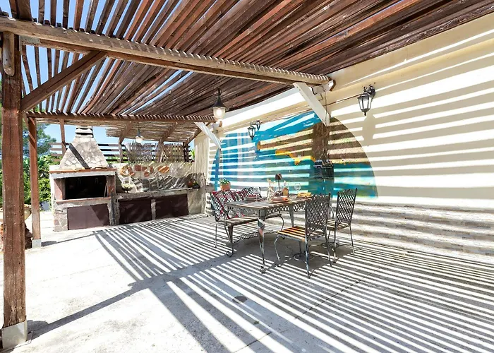 Sardinia Re - Basement Sole Luna * Alghero