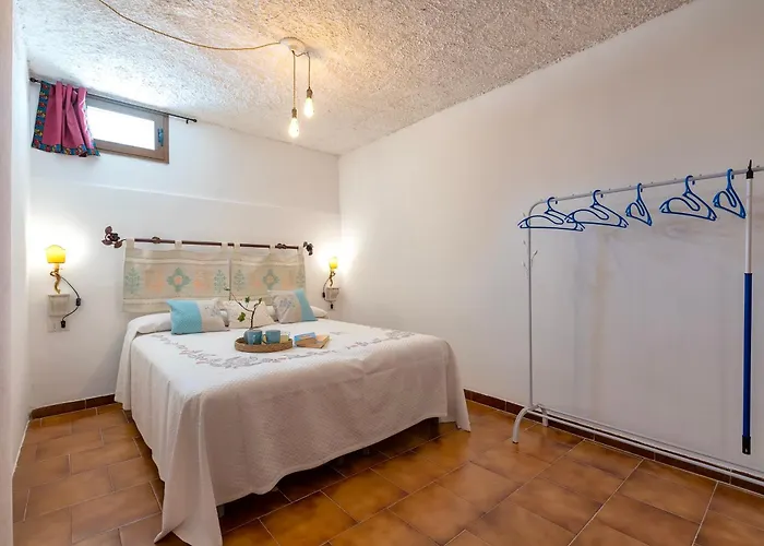 Sardinia Re - Basement Sole Luna * Alghero